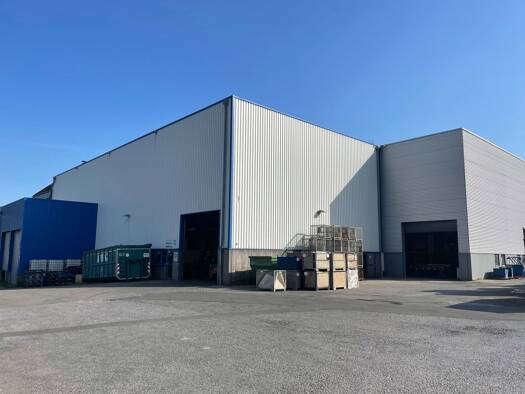Lagerhalle zur Miete 3 € 2.200 m² Lagerfläche teilbar ab 500 m² Vohwinkel Wuppertal 42329