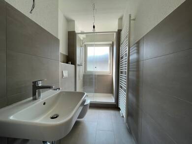 Wohnung zur Miete 695 € 3 Zimmer 71,8 m² 1. Geschoss frei ab 01.10.2025 Bunsenstr. 27 Holsterhausen Essen 45145
