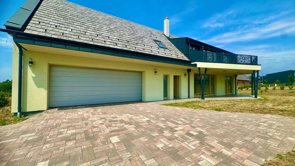 Haus zum Kauf provisionsfrei 605.200 € 4 Zimmer 165 m² 1.200 m² Grundstück Cserszegtomaj 8372