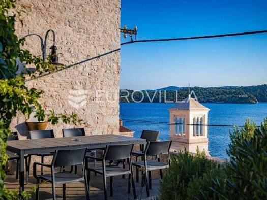 Haus zum Kauf 1.285.000 € 4 Zimmer 202 m² Jurja Dalmatinca Sibenik