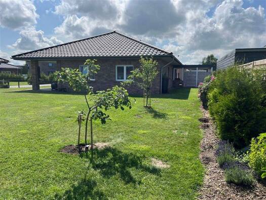 Bungalow zum Kauf 474.000 € 4 Zimmer 113 m² 731 m² Grundstück Cadenberge 21781