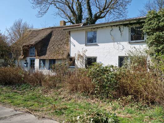 Haus zum Kauf 165.000 € 5,5 Zimmer 117 m² 824 m² Grundstück frei ab sofort Borgholz Weddingstedt 25795