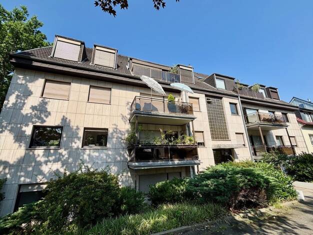 Wohnung zum Kauf 469.000 € 4 Zimmer 126 m² Bilk Stadtbezirk 3 40225
