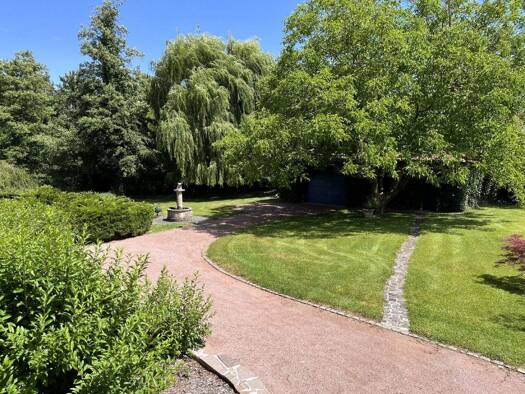 Einfamilienhaus zum Kauf 1.595.000 € 8 Zimmer 329 m² 3.684 m² Grundstück Oberissigheim Bruchköbel 63486