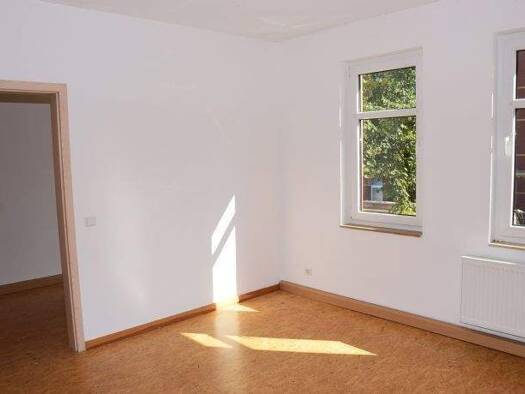Wohnung zur Miete 436 € 3 Zimmer 67 m² 1. Geschoss frei ab 01.04.2026 Oststrasse 87 Gotha 99867