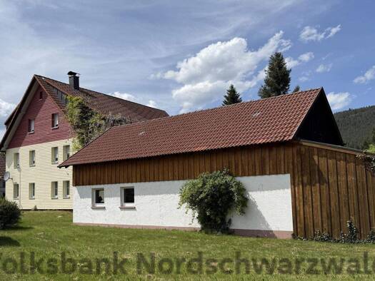 Einfamilienhaus zum Kauf 245.000 € 6 Zimmer 141,2 m² 1.400 m² Grundstück Klosterreichenbach Baiersbronn 72270