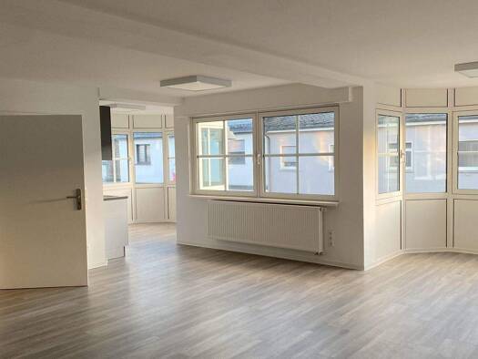 Wohnung zur Miete 810 € 4 Zimmer 108 m² frei ab 01.01.2026 Rhein-Mosel-Straße 26 Emmelshausen 56281