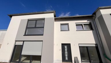 Wohnung zur Miete 1.500 € 3 Zimmer 104 m² frei ab sofort Wingertstraße 8 Steinfurth Bad Nauheim 61231