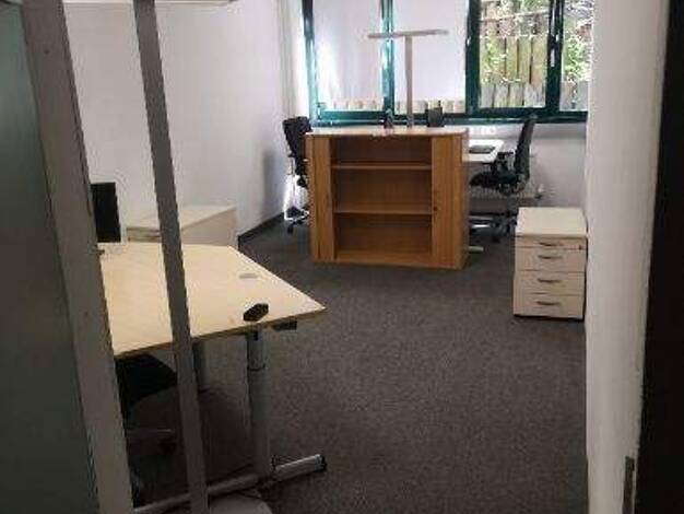 Bürofläche zur Miete provisionsfrei 600 € 33 m² Bürofläche Werner-von-Siemens-Str. Universitätsviertel Augsburg 86159
