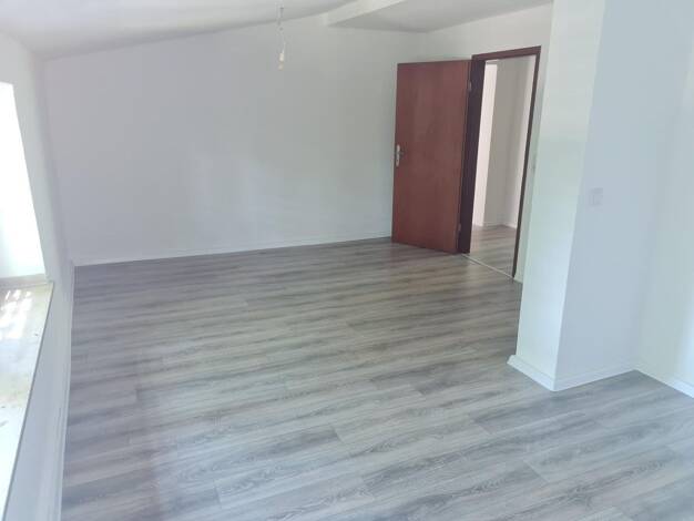 Wohnung zur Miete 490 € 3 Zimmer 74,6 m² Dachgeschoss, 3. Geschoss Thomasstraße 23 Laar Duisburg 47119