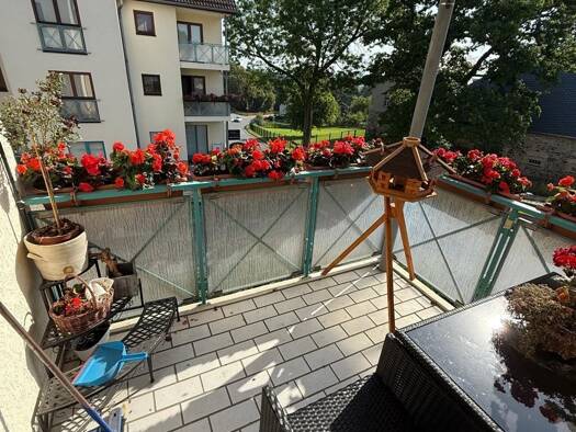 Wohnung zum Kauf 109.000 € 3 Zimmer 74,5 m² 1. Geschoss frei ab sofort Kleinolbersdorf-Altenhain Chemnitz 09128