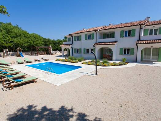 Einfamilienhaus zum Kauf 1.200.000 € 9 Zimmer 2.000 m² Grundstück Dobrinj 51514