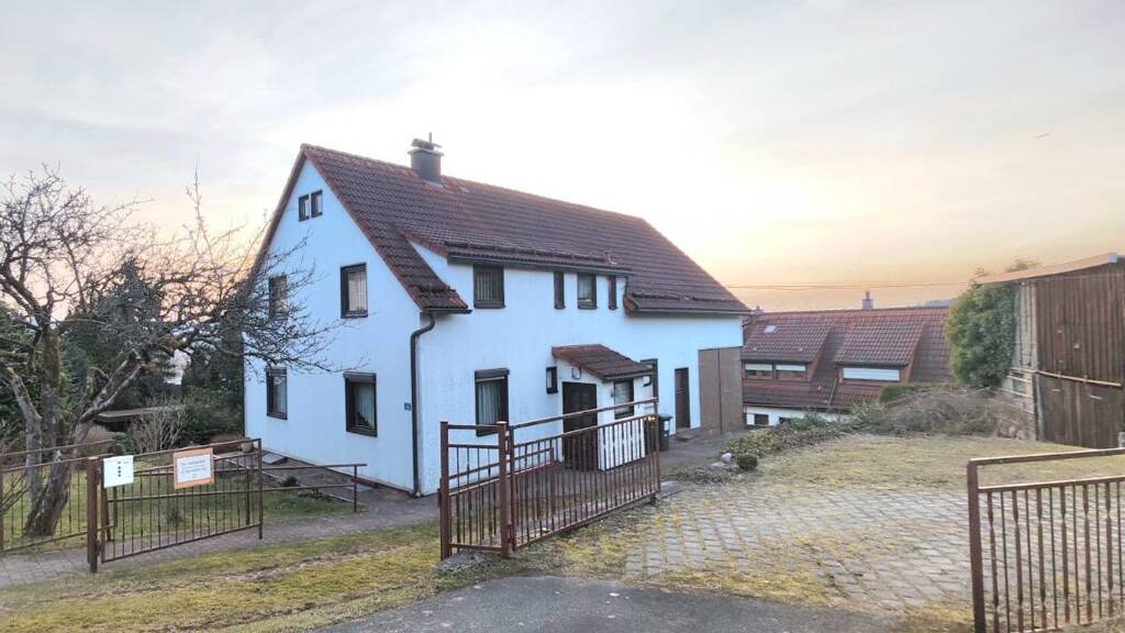 Einfamilienhaus zum Kauf provisionsfrei 285.000 € 5 Zimmer 141,4 m² 836 m² Grundstück Suhl 98529