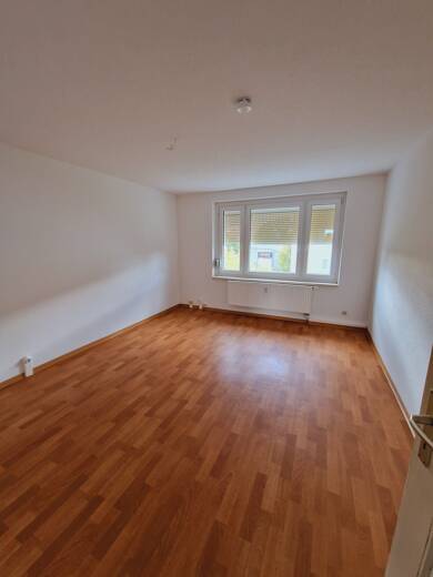 Wohnung zur Miete 305 € 3 Zimmer 59 m² 2. Geschoss Obstland-Straße 32 Dürrweitzschen Grimma 04668