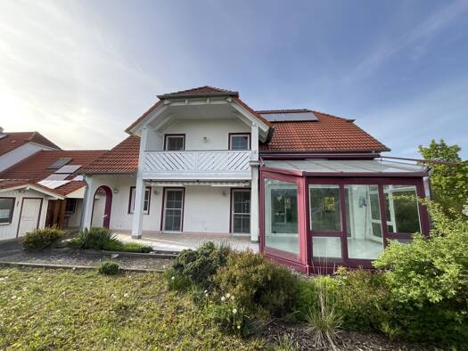 Mehrfamilienhaus zum Kauf 6 Zimmer 255 m² 692 m² Grundstück Bad Windsheim Bad Windsheim 91438