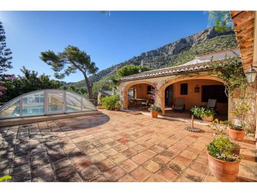 Chalet zum Kauf 729.000 € 5 Zimmer 306 m² 1.665 m² Grundstück Dénia 03749