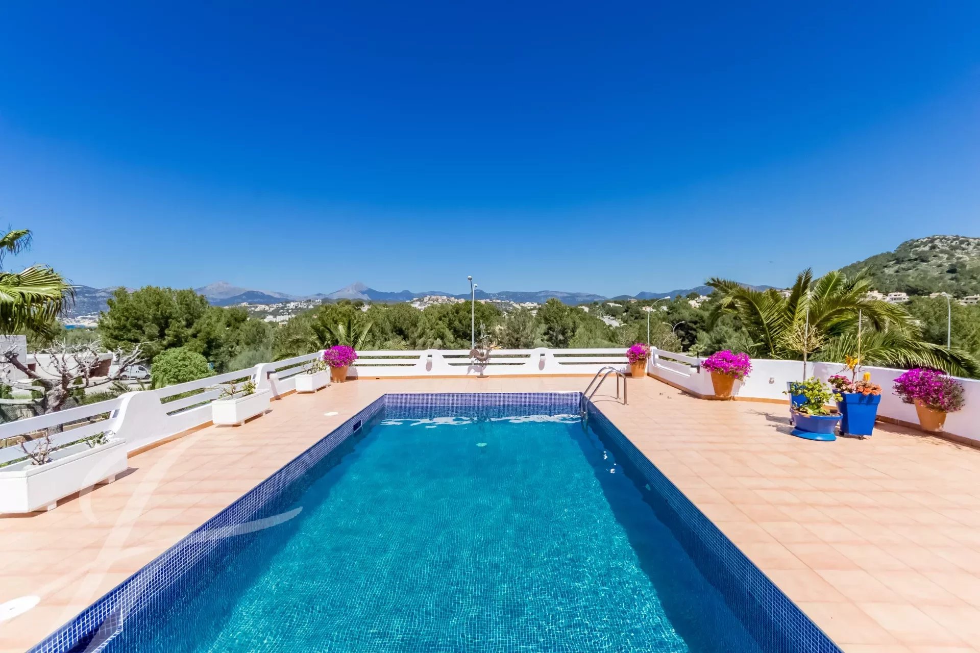 Einfamilienhaus zum Kauf provisionsfrei 1.850.000 € 5 Zimmer 305 m²<br/>Wohnfläche 1.370 m²<br/>Grundstück Santa Ponsa 07180