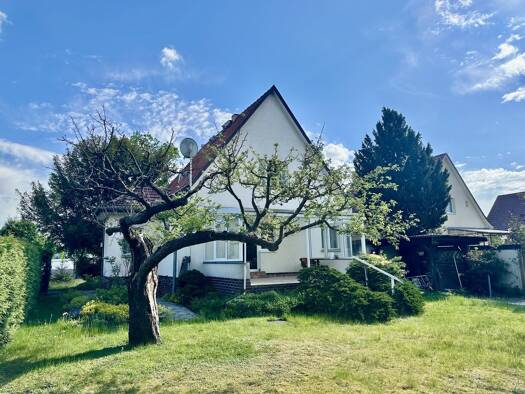 Einfamilienhaus zum Kauf 390.000 € 4,5 Zimmer 104,6 m² 838 m² Grundstück Heineallee 2 Falkensee 14612