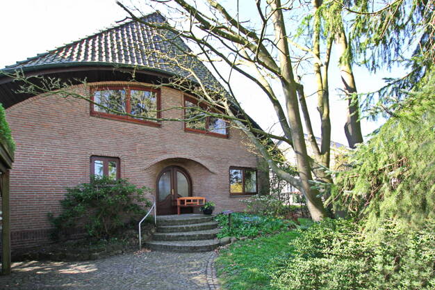 Einfamilienhaus zum Kauf 895.000 € 7 Zimmer 220 m² 1.300 m² Grundstück Lemsahl - Mellingstedt Hamburg / Lemsahl-Mellingstedt 22397
