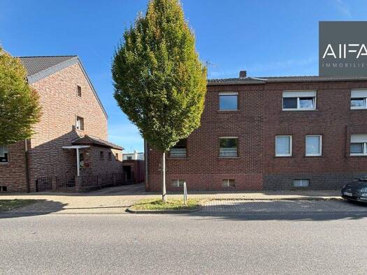 Doppelhaushälfte zum Kauf 289.000 € 5 Zimmer 120 m² 695 m² Grundstück Birkesdorf Düren 52353