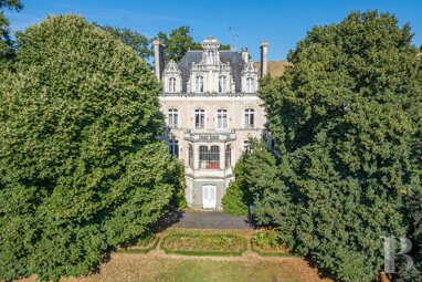 Schloss zum Kauf 1.200.000 € 10 Zimmer 394 m² 5.544 m² Grundstück Laval 53000