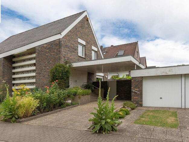 Einfamilienhaus zum Kauf 649.000 € 6,5 Zimmer 147,7 m² 697 m² Grundstück frei ab sofort Stadtmitte Recklinghausen 45657