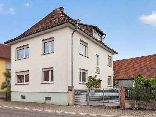 Mehrfamilienhaus zum Kauf 489.000 € 7 Zimmer 141 m² 687 m² Grundstück Büchenau Bruchsal 76646