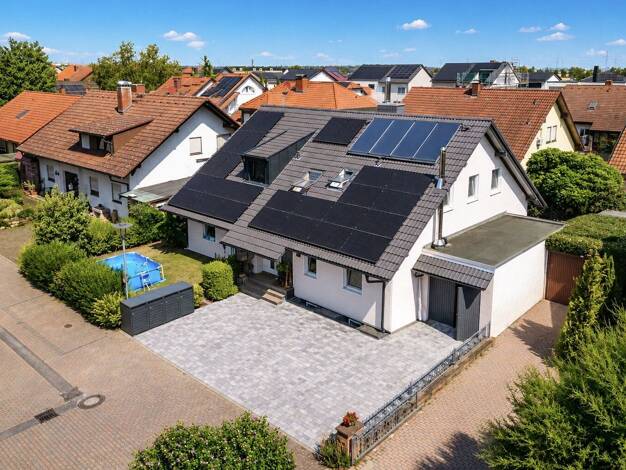 Einfamilienhaus zum Kauf 1.100.000 € 11 Zimmer 323,2 m² 440 m² Grundstück Plankstadt 68723