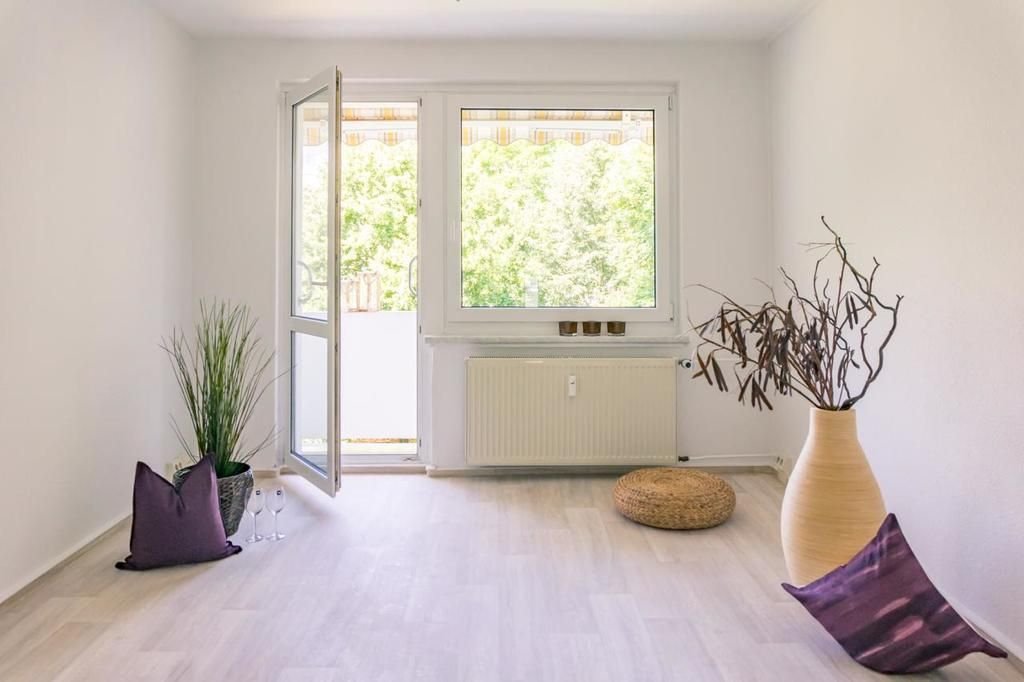 Wohnung zur Miete 285 € 2 Zimmer 48,8 m²<br/>Wohnfläche 4.<br/>Geschoss 01.02.2025<br/>Verfügbarkeit Ernst-Enge-Str. 74 Gablenz 242 Chemnitz 09127