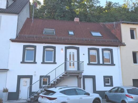 Wohnung zur Miete 1.500 € 5 Zimmer 160 m² Erfenbach Kaiserslautern 67659