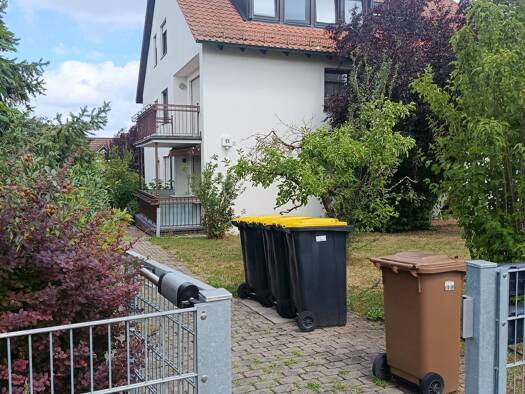 Wohnung zur Miete 600 € 2 Zimmer 57 m² frei ab sofort Langenzenn 90579