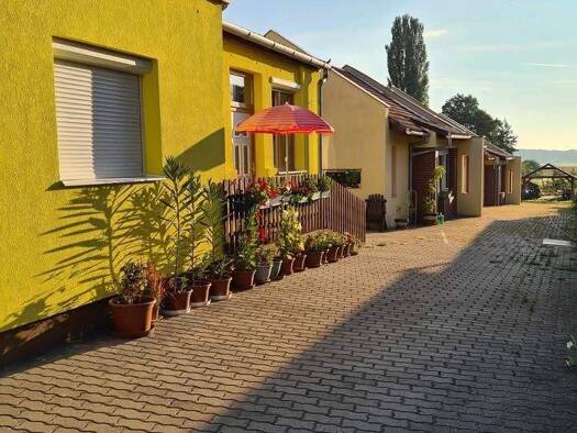 Hotel zum Kauf 260.500 € 10 Zimmer 1.560 m² Grundstück Zalakaros 8749