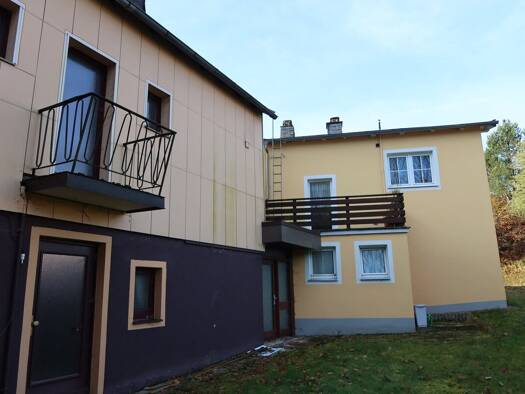 Mehrfamilienhaus zum Kauf 99.000 € 10 Zimmer 216,8 m² 900 m² Grundstück Zell Zell im Fichtelgebirge 95239
