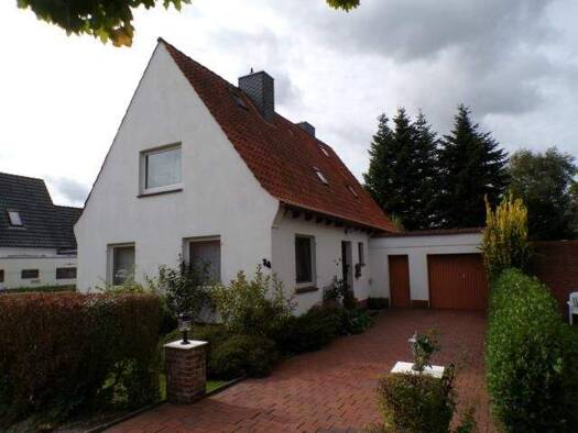 Einfamilienhaus zum Kauf 214.000 € 7 Zimmer 132 m² 788 m² Grundstück Altenbruch Cuxhaven 27478