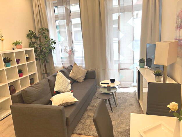 Wohnung zur Miete auf Zeit 1.690 € 3 Zimmer 85 m² frei ab 01.11.2026 Stadtmitte Düsseldorf 40211