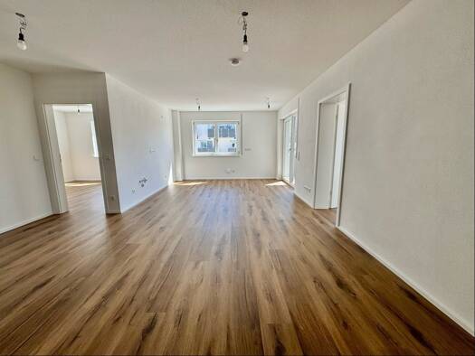 Wohnung zum Kauf provisionsfrei 419.000 € 3 Zimmer 89,4 m² 1. Geschoss Traunreut 83301