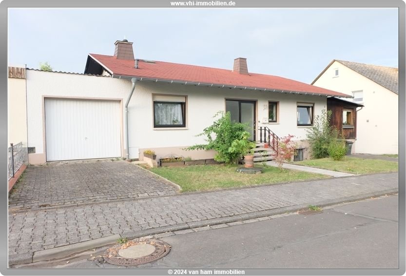 Einfamilienhaus zum Kauf 359.000 € 5 Zimmer 136 m²<br/>Wohnfläche 526 m²<br/>Grundstück Niedererbach 56412