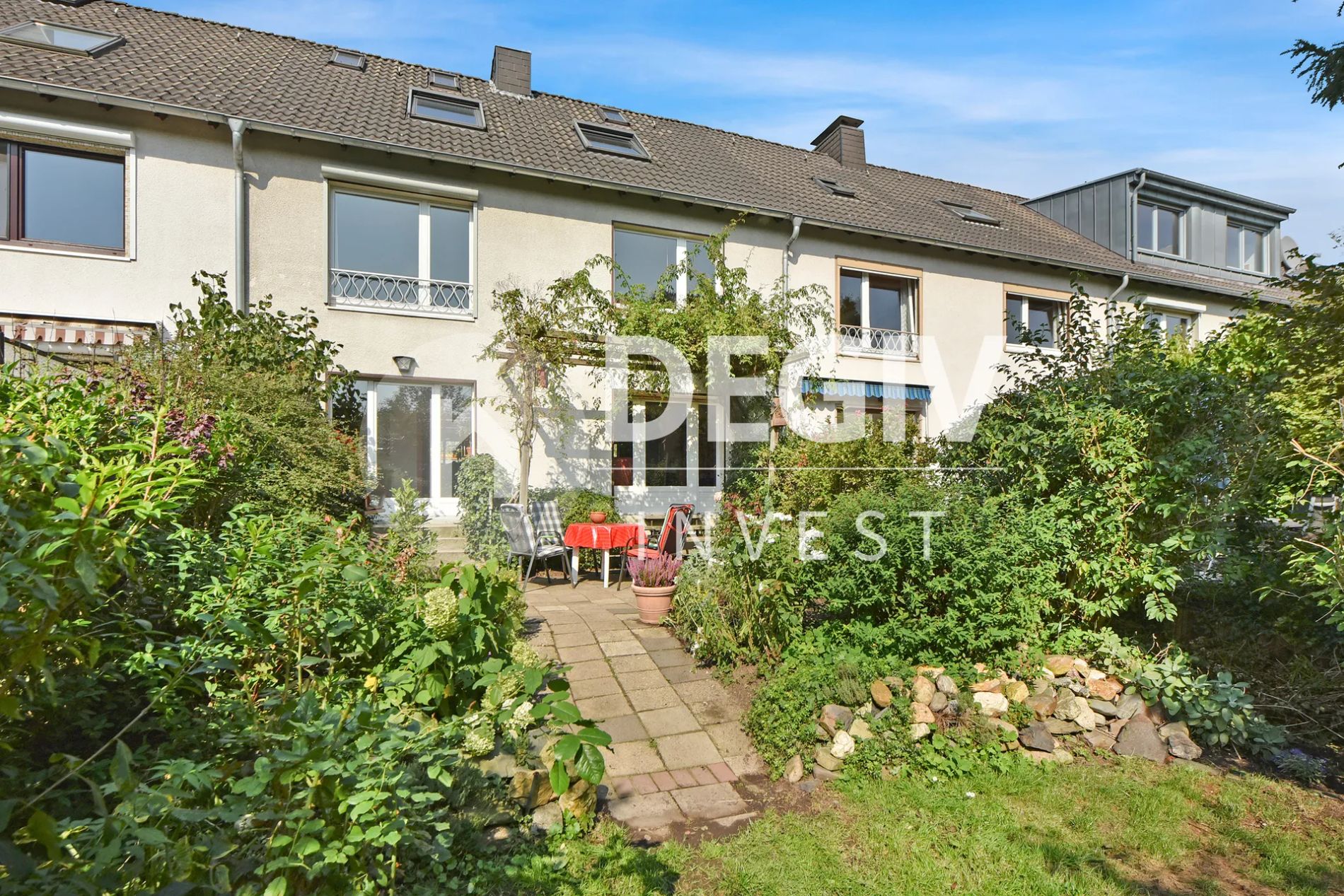 Haus zum Kauf 312.000 € 8 Zimmer 154 m²<br/>Wohnfläche 435 m²<br/>Grundstück Tierpark Krefeld 47809