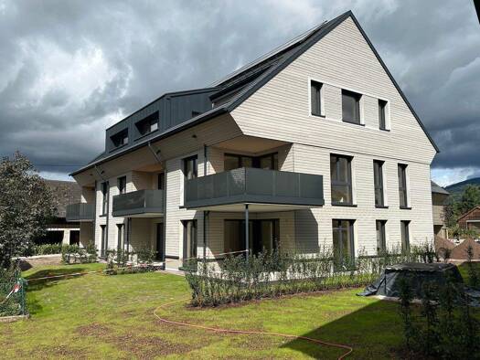 Wohnung zum Kauf - Erstbezug provisionsfrei 764.800 € 3 Zimmer 87,9 m² 1. Geschoss frei ab sofort Bundesstraße Zarten Kirchzarten 79199