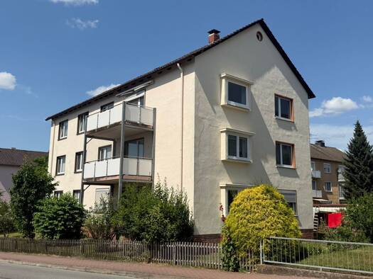 Wohnung zum Kauf 99.500 € 3 Zimmer 83 m² 2. Geschoss frei ab sofort Holzminden 37603