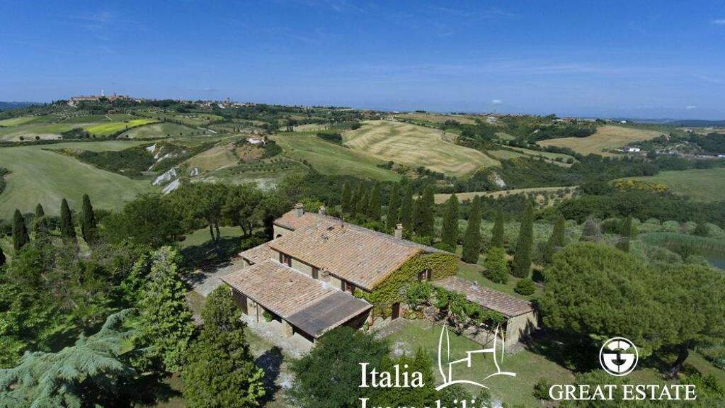 Bauernhaus zum Kauf 1.950.000 € 22 Zimmer 463 m² 49.000 m² Grundstück Pienza 53026