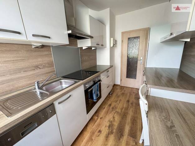 Wohnung zur Miete 300 € 3 Zimmer 57 m² EG frei ab 01.11.2026 Alter Schulweg 13 Breitenbrunn Breitenbrunn/Erzgebirge 08359