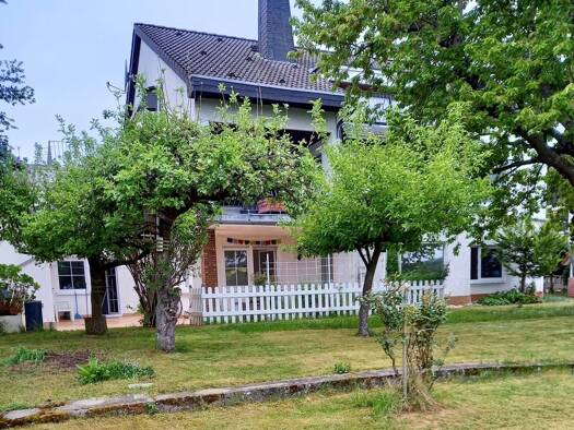 Terrassenwohnung zum Kauf 330.000 € 4 Zimmer 113 m² frei ab sofort Würges Bad Camberg 65520