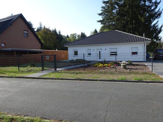 Bungalow zum Kauf provisionsfrei 449.000 € 3 Zimmer 105 m² 4.654 m² Grundstück Steinhorst Steinhorst 29367
