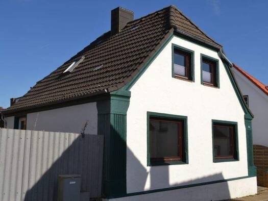 Einfamilienhaus zum Kauf 139.000 € 3 Zimmer 80 m² 176 m² Grundstück Wesselburen 25764