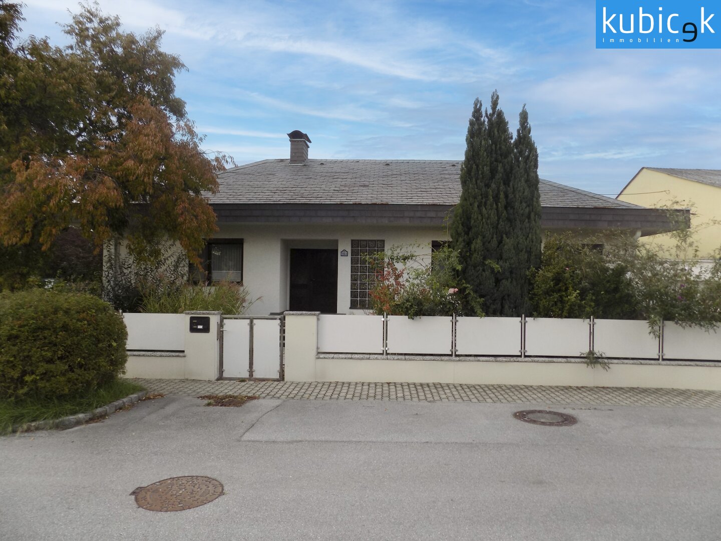 Einfamilienhaus zum Kauf 325.000 € 4 Zimmer 124,5 m²<br/>Wohnfläche 802 m²<br/>Grundstück Mannsdorf an der Donau 2304