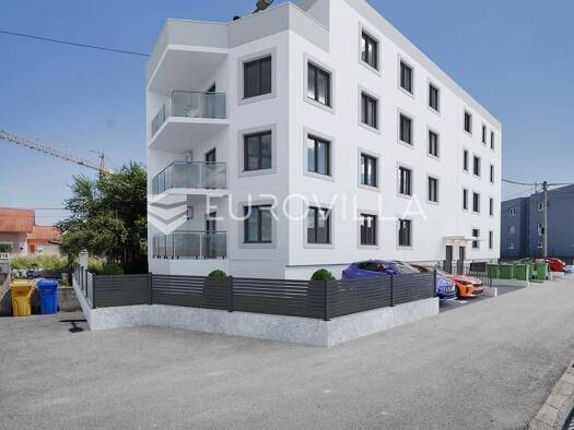 Wohnung zum Kauf 352.065 € 4 Zimmer 100 m² 2. Geschoss Sjever Zaprešić
