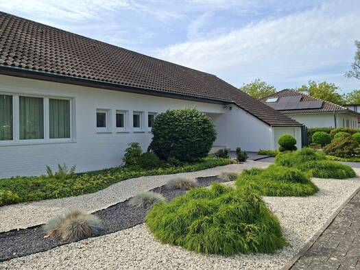 Bungalow zum Kauf provisionsfrei 1.150.000 € 6 Zimmer 360 m² 1.600 m² Grundstück frei ab 01.11.2026 Rheda Rheda-Wiedenbrück 33378