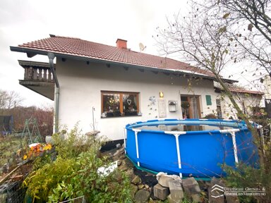 Haus zum Kauf 135.000 € 4 Zimmer 130 m² 933 m² Grundstück Emsetalstraße 42 Sondra Hörselberg Hainich 99820