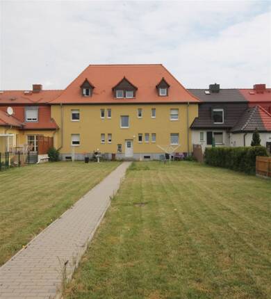 Wohnung zur Miete 370 € 2 Zimmer 46 m² 1. Geschoss frei ab sofort Stefan-Simon-Straße 9 Bitterfeld Bitterfeld 06749